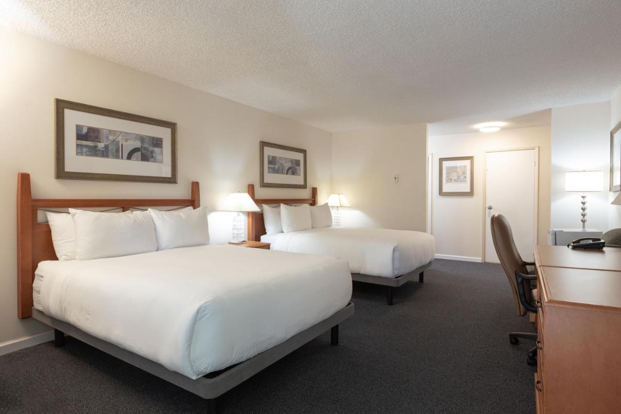 Robin Hood Inn And Suites Victoria Ngoại thất bức ảnh